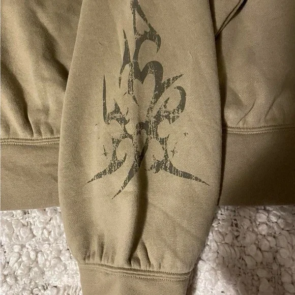 New with tags Urban Outfitters Out from Under hoodie - Picture 6 of 8